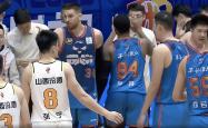 包含四川男篮集体全力作战，喜获大胜激发团队士气的词条